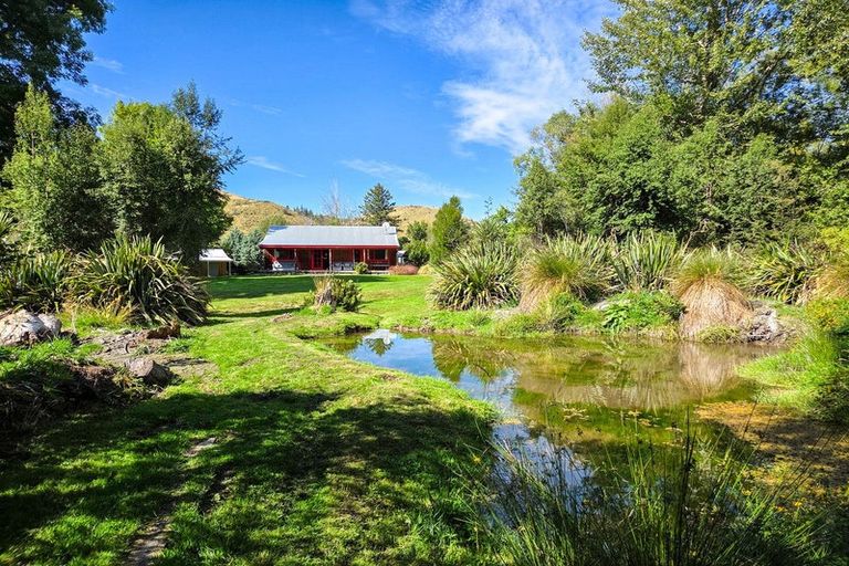 Photo of property in 2034 Fairlie Tekapo Road, Burkes Pass, Fairlie, 7987