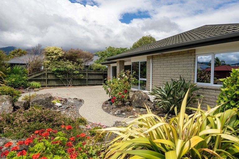 Photo of property in 21 Coleridge Place, Stoke, Nelson, 7011