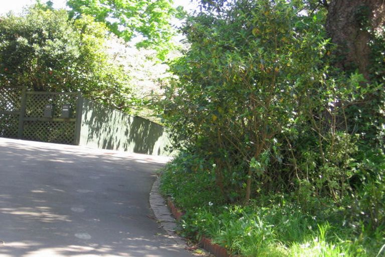 Photo of property in 25a Woodmancote Road, Khandallah, Wellington, 6035