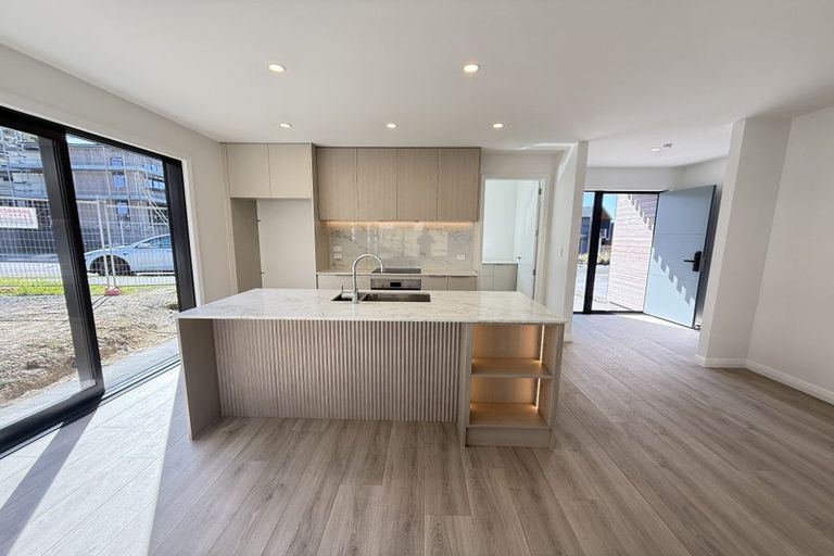 Photo of property in 25 Streamview Way, Long Bay, Auckland, 0630