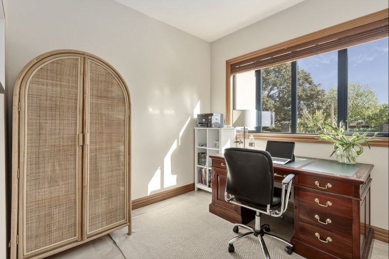 Photo of property in 203 Athlone Drive, Cambridge, 3434