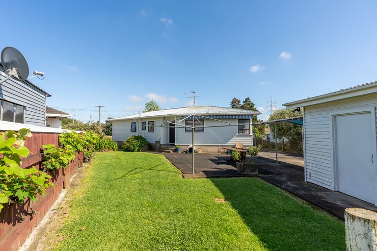 Photo of property in 51 Clayton Avenue, Otara, Auckland, 2023
