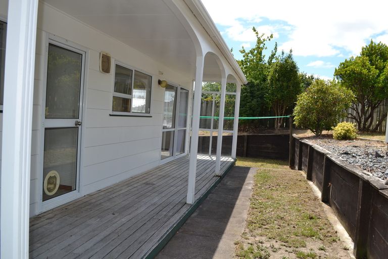 Photo of property in 20 Kiddle Drive, Hilltop, Taupo, 3330