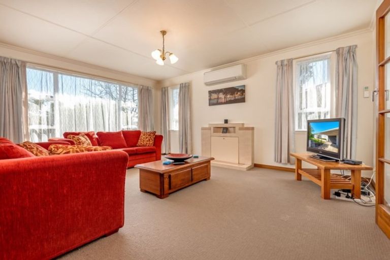 Photo of property in 63 Miro Street, Takaro, Palmerston North, 4410