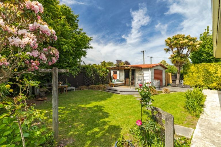 Photo of property in 24 Jennifer Street, Bryndwr, Christchurch, 8053