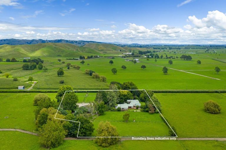 Photo of property in 64 Reynolds Road, Rotoorangi, Cambridge, 3495