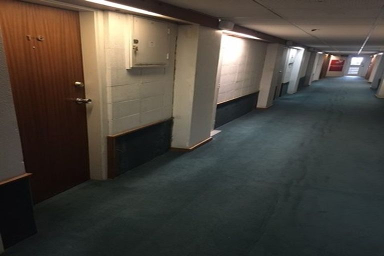 Photo of property in Hobson Court Flats, 16/70 Hobson Street, Thorndon, Wellington, 6011