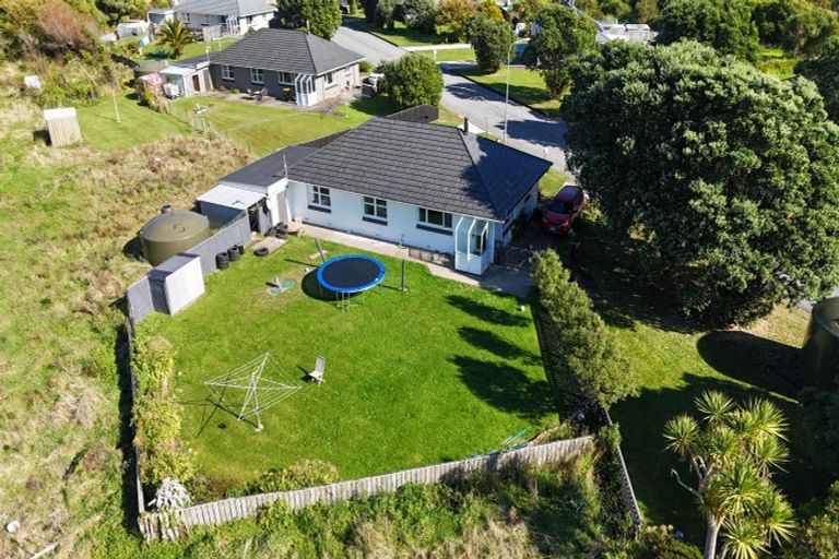 Photo of property in 6 Larsen Street, Cape Foulwind, Westport, 7892