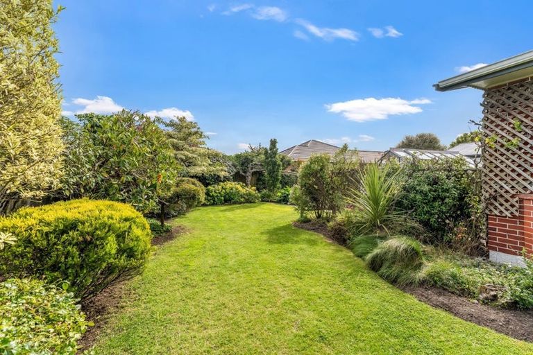 Photo of property in 90 Teesdale Street, Burnside, Christchurch, 8053