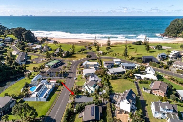 Photo of property in 202 Onemana Drive, Onemana, Whangamata, 3691