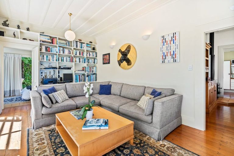 Photo of property in 104 Ritchie Road, Parua Bay, Whangarei, 0174