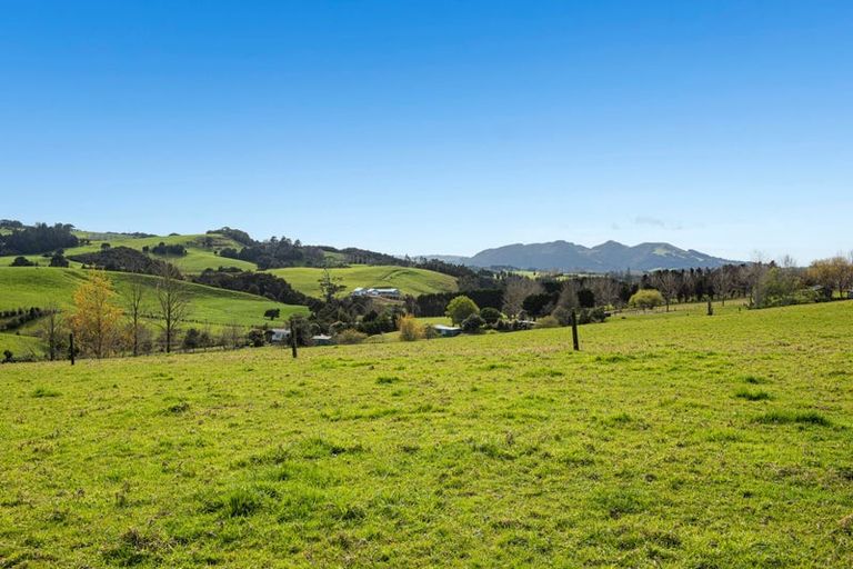 Photo of property in 1065 Pipiwai Road, Ruatangata West, Whangarei, 0176
