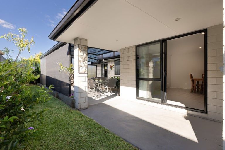 Photo of property in 132 Puhirake Crescent, Pyes Pa, Tauranga, 3112