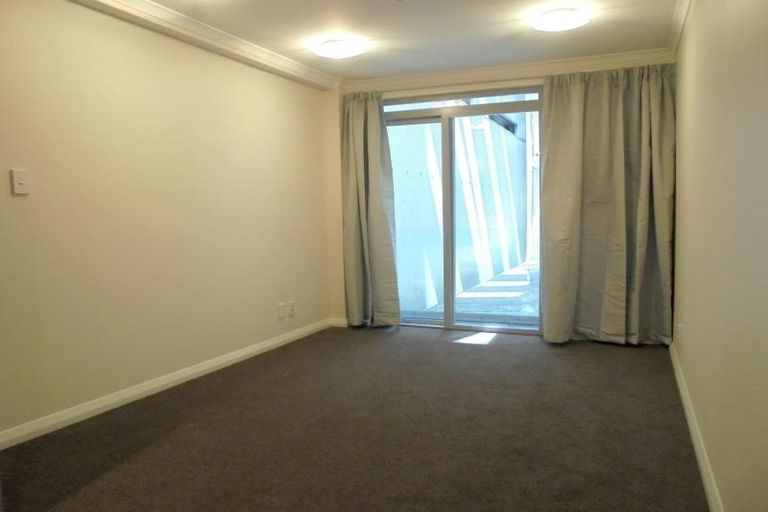 Photo of property in Monvie Apartments, 109/15 Holland Street, Te Aro, Wellington, 6011