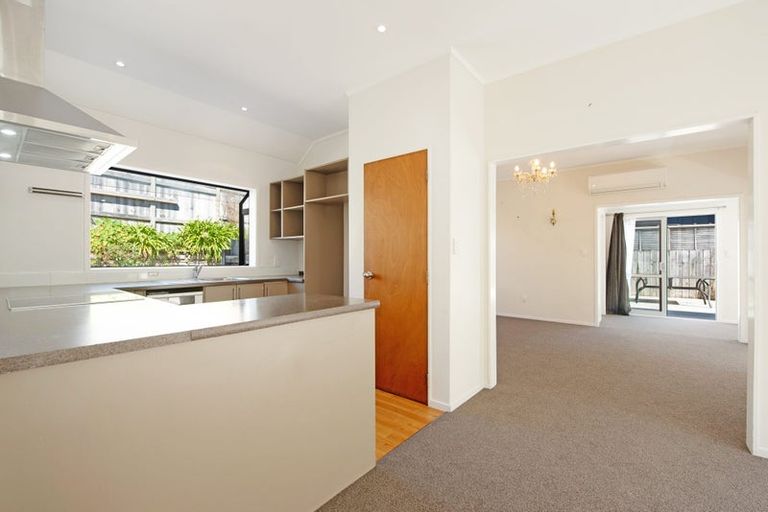 Photo of property in 12 Cambrian Street, Churton Park, Wellington, 6037