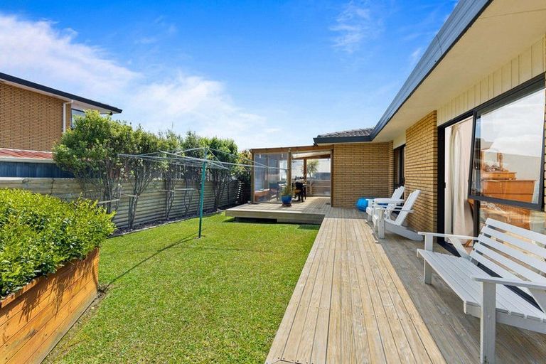 Photo of property in 822a Whangaparaoa Road, Manly, Whangaparaoa, 0930