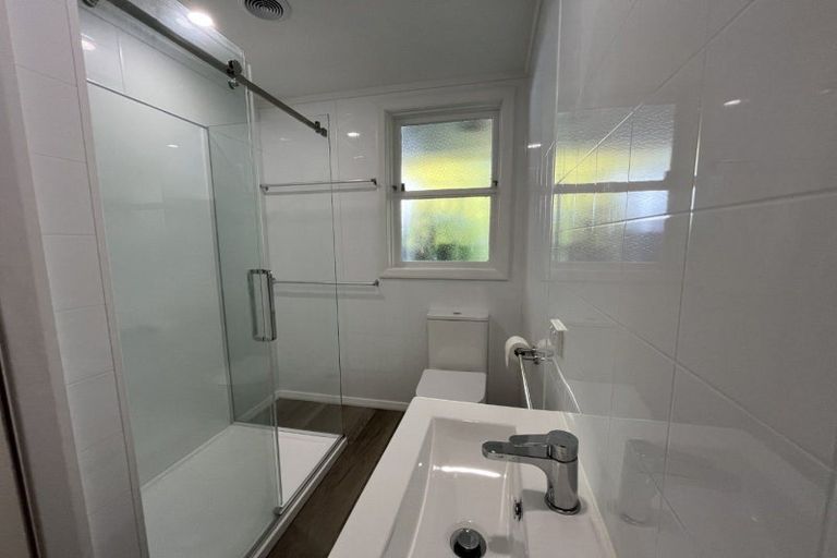 Photo of property in 17 Centennial Drive, Hokowhitu, Palmerston North, 4410