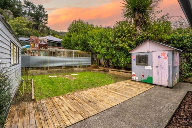 Photo of property in 75 Raukawa Street, Stokes Valley, Lower Hutt, 5019