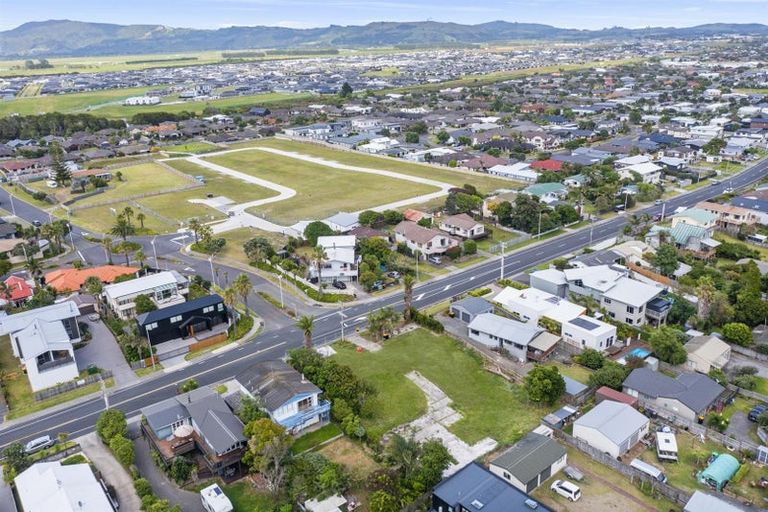 Photo of property in 1299 Papamoa Beach Road, Papamoa Beach, Papamoa, 3118