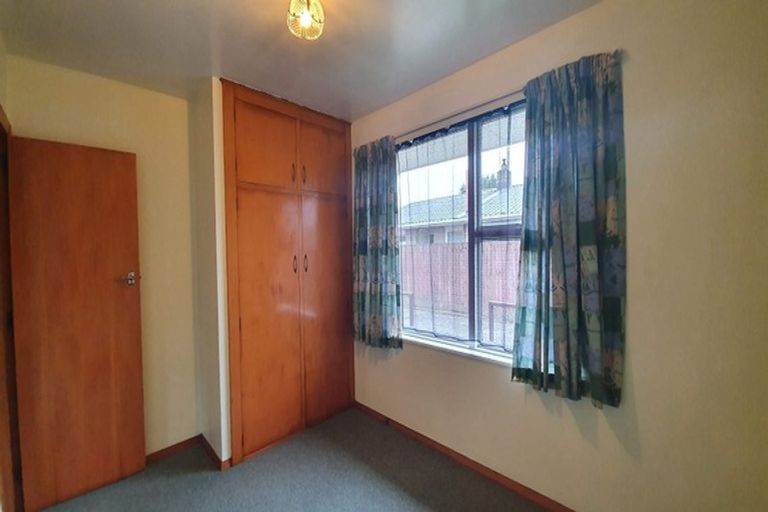 Photo of property in 2/78 Middlepark Road, Sockburn, Christchurch, 8042