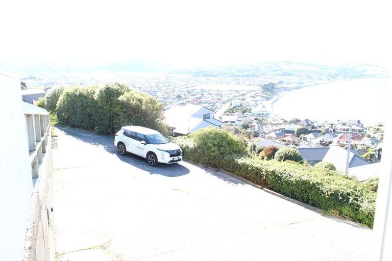 Photo of property in 107 Cliffs Road, Saint Clair, Dunedin, 9012