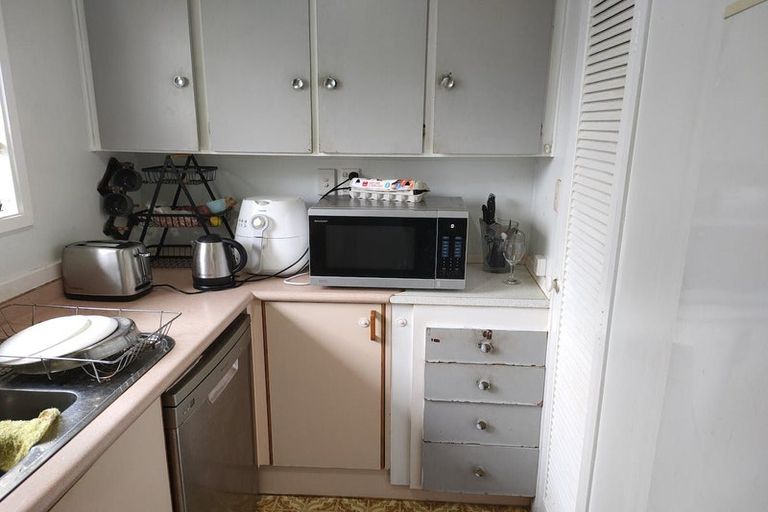 Photo of property in 3/15 Seabrook Avenue, New Lynn, Auckland, 0600