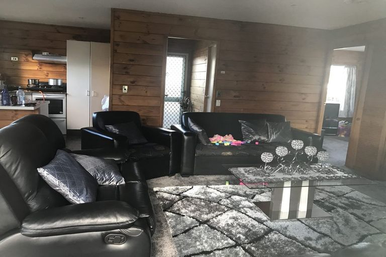 Photo of property in 2 Ganges Avenue, Mangere East, Auckland, 2024