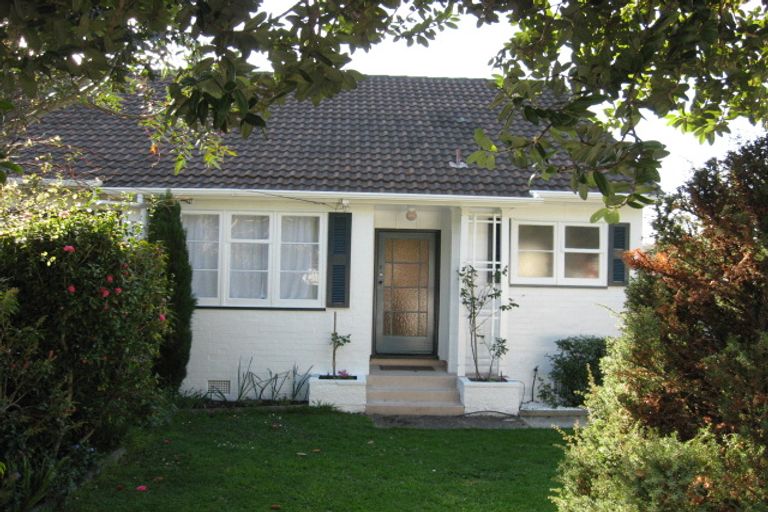 Photo of property in 1/39 Bauchop Road, Waterloo, Lower Hutt, 5011