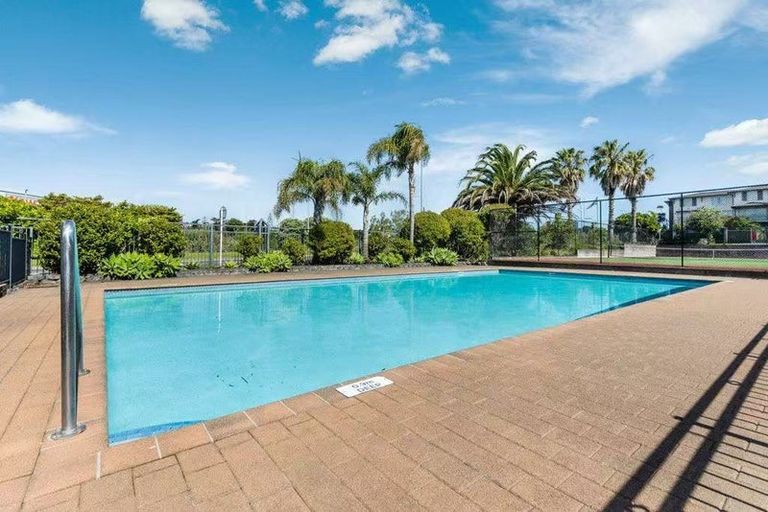 Photo of property in 6/30 Opito Way, East Tamaki, Auckland, 2013