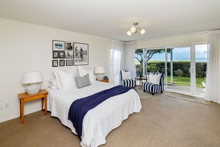 Photo of property in 86 The Esplanade, Westshore, Napier, 4110