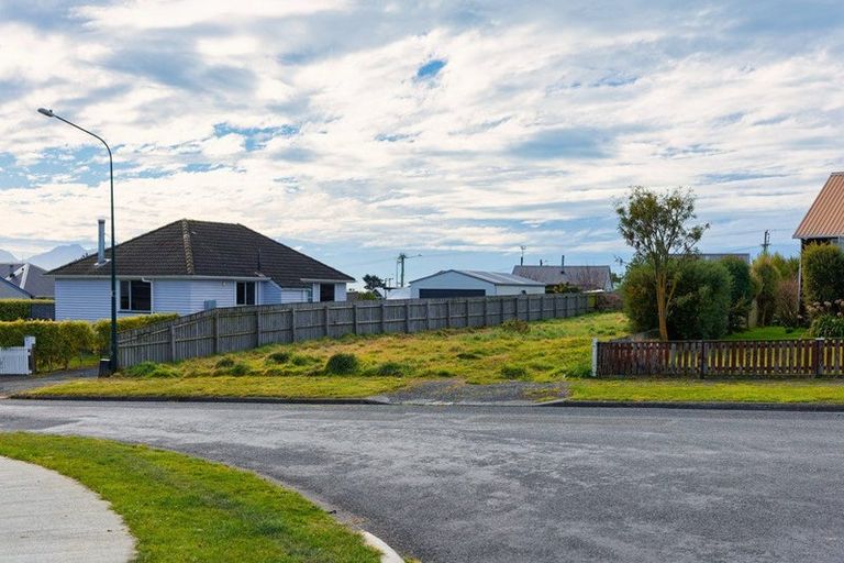 Photo of property in 5 Kiwi Street, Kaikoura, 7300