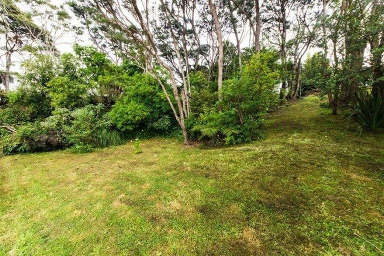 Photo of property in 96 Manuka Road, Bayview, Auckland, 0629