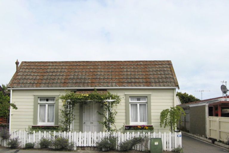 Photo of property in 32 Tasman Street, The Wood, Nelson, 7010