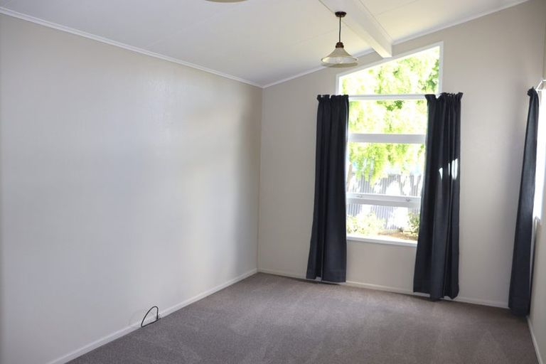Photo of property in 32 Stuart Street, Holmes Hill, Oamaru, 9401