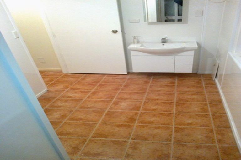 Photo of property in 72 Hall Avenue, Otahuhu, Auckland, 1062