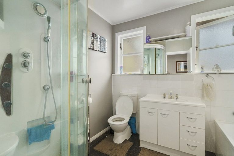 Photo of property in 26 Cardiff Street, Awapuni, Palmerston North, 4412