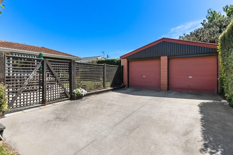 Photo of property in 36 Solway Avenue, Ilam, Christchurch, 8041