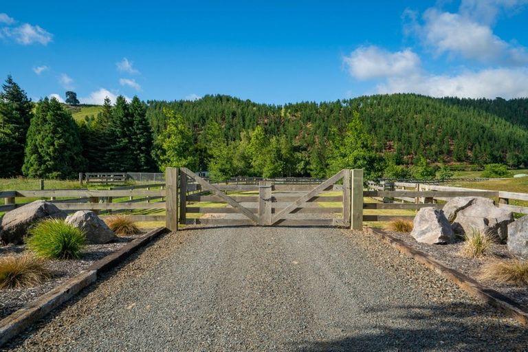 Photo of property in 21 Tukairangi Road, Wairakei, Taupo, 3385