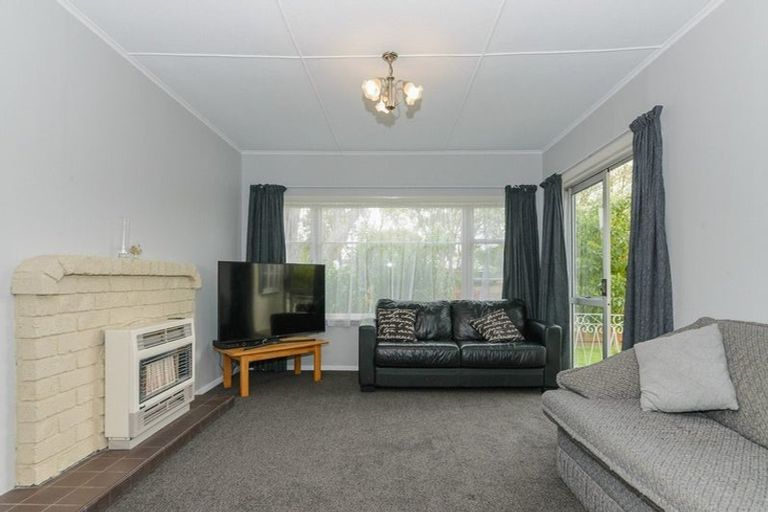 Photo of property in 8 Galway Avenue, Hokowhitu, Palmerston North, 4410