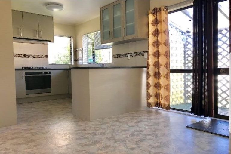 Photo of property in 112 Coronation Road, Papatoetoe, Auckland, 2025