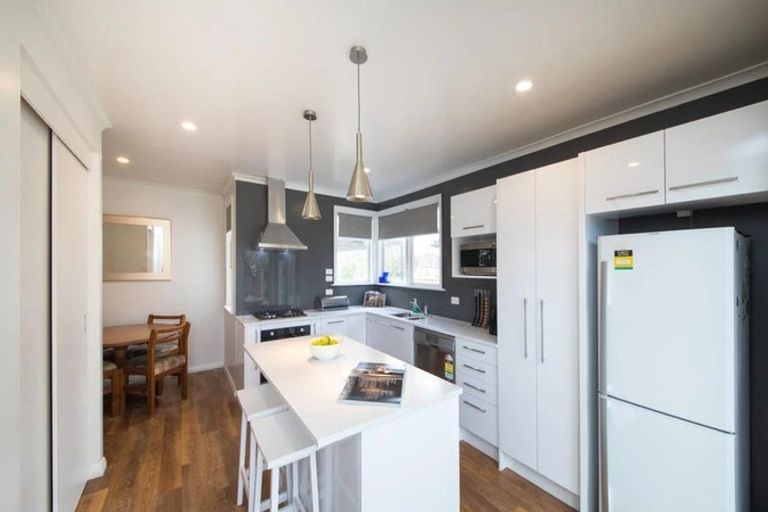 Photo of property in 24 Manchester Street, Takaro, Palmerston North, 4412