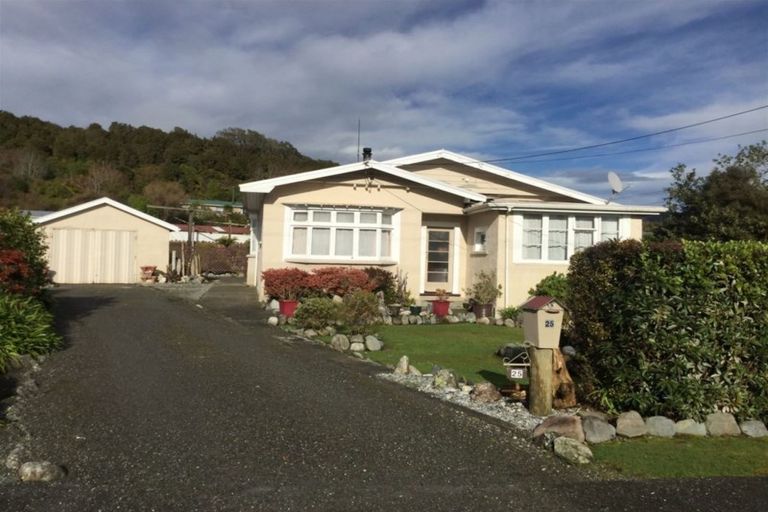 Photo of property in 25 Macdougall Avenue, Dunollie, Runanga, 7803