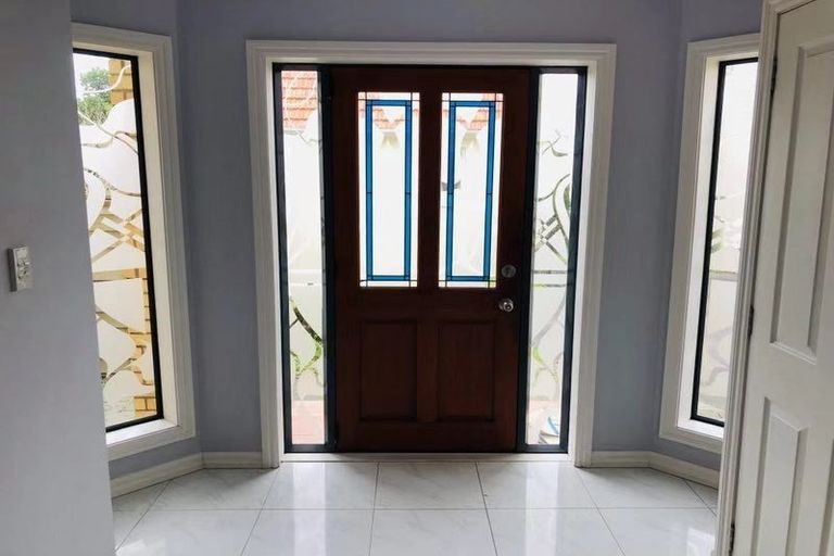 Photo of property in 1c Moore Street, Hillcrest, Auckland, 0627