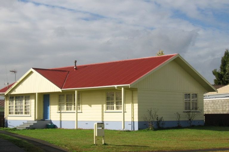 Photo of property in 15 Tattersfield Place, Dinsdale, Hamilton, 3204