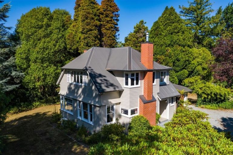 Photo of property in 152 North Parade, Richmond, Christchurch, 8013