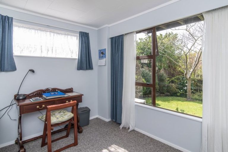Photo of property in 91 Renown Road, Raumati South, Paraparaumu, 5032