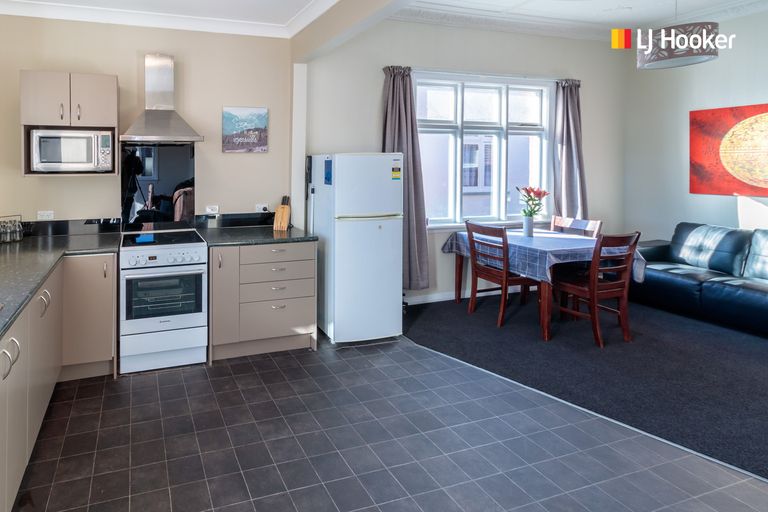 Photo of property in 16 Crest Street, Tainui, Dunedin, 9013