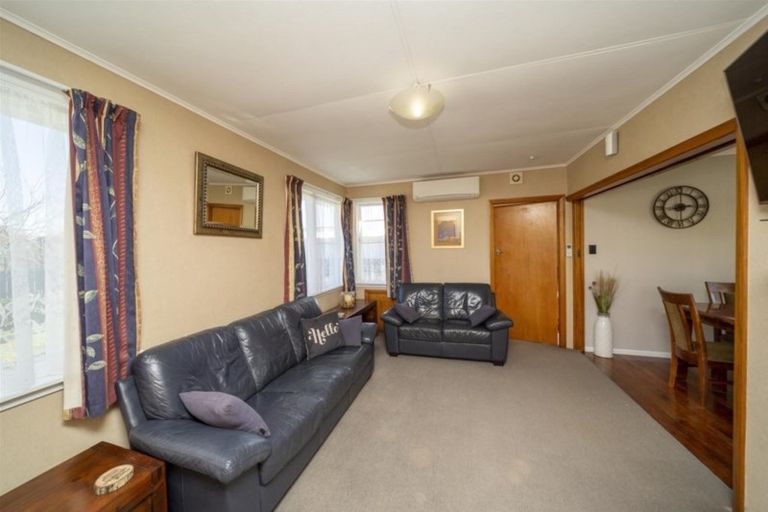 Photo of property in 4 Wera Street, Hawera, 4610