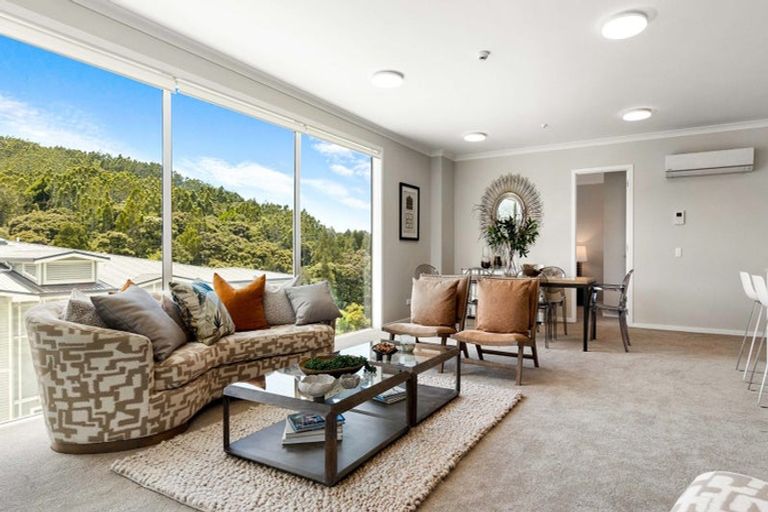 Photo of property in 231 Hibiscus Drive, Orewa, 0931