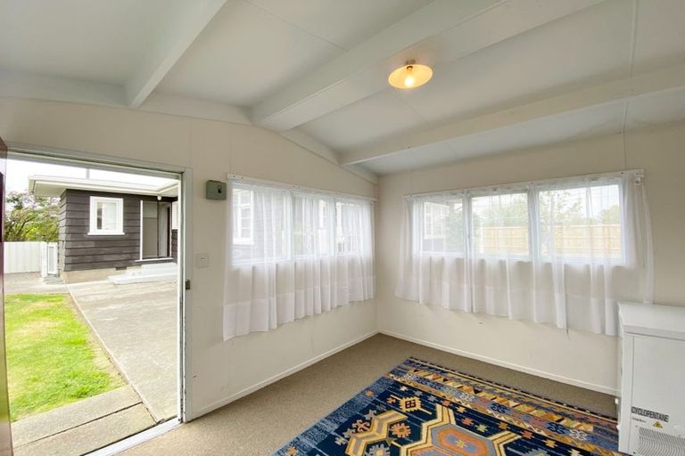Photo of property in 26 Mortlake Street, Islington, Christchurch, 8042